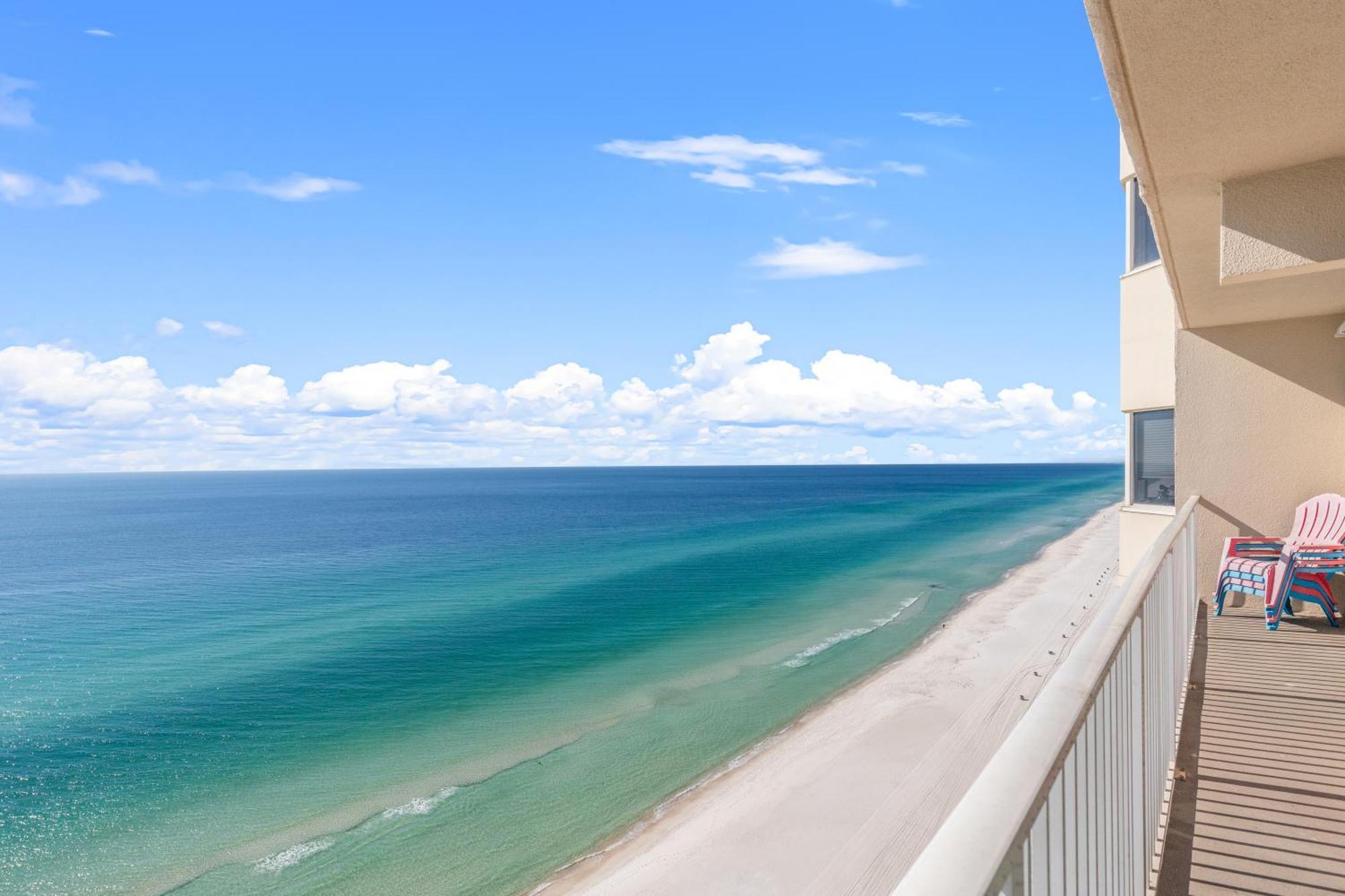 Tidewater Escape: 1Br/2Ba Beachfront Condo, Sleeps 6, Gulf Views & Comfort! 파나마 시티 외부 사진